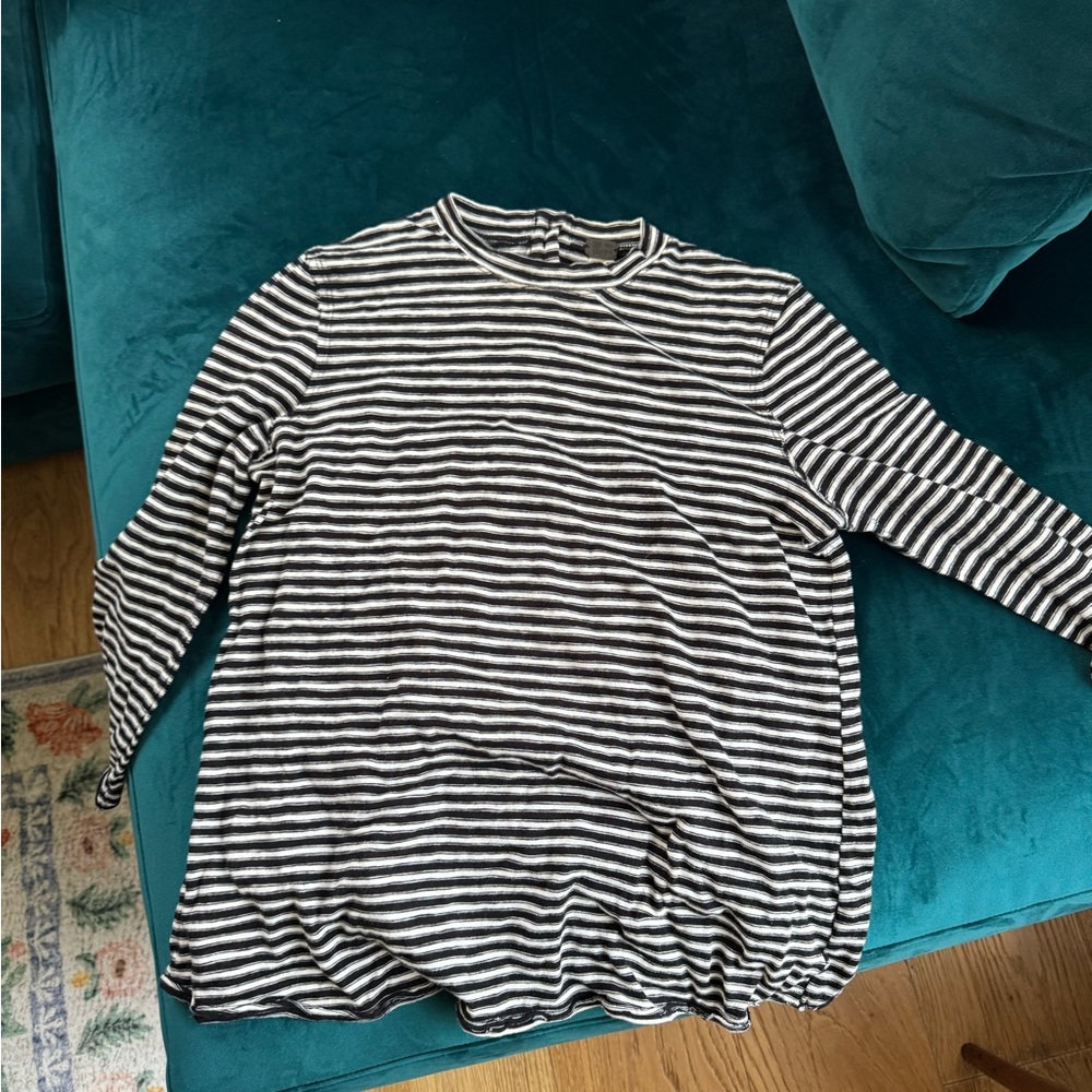 Black and White Striped Long Sleeve Top